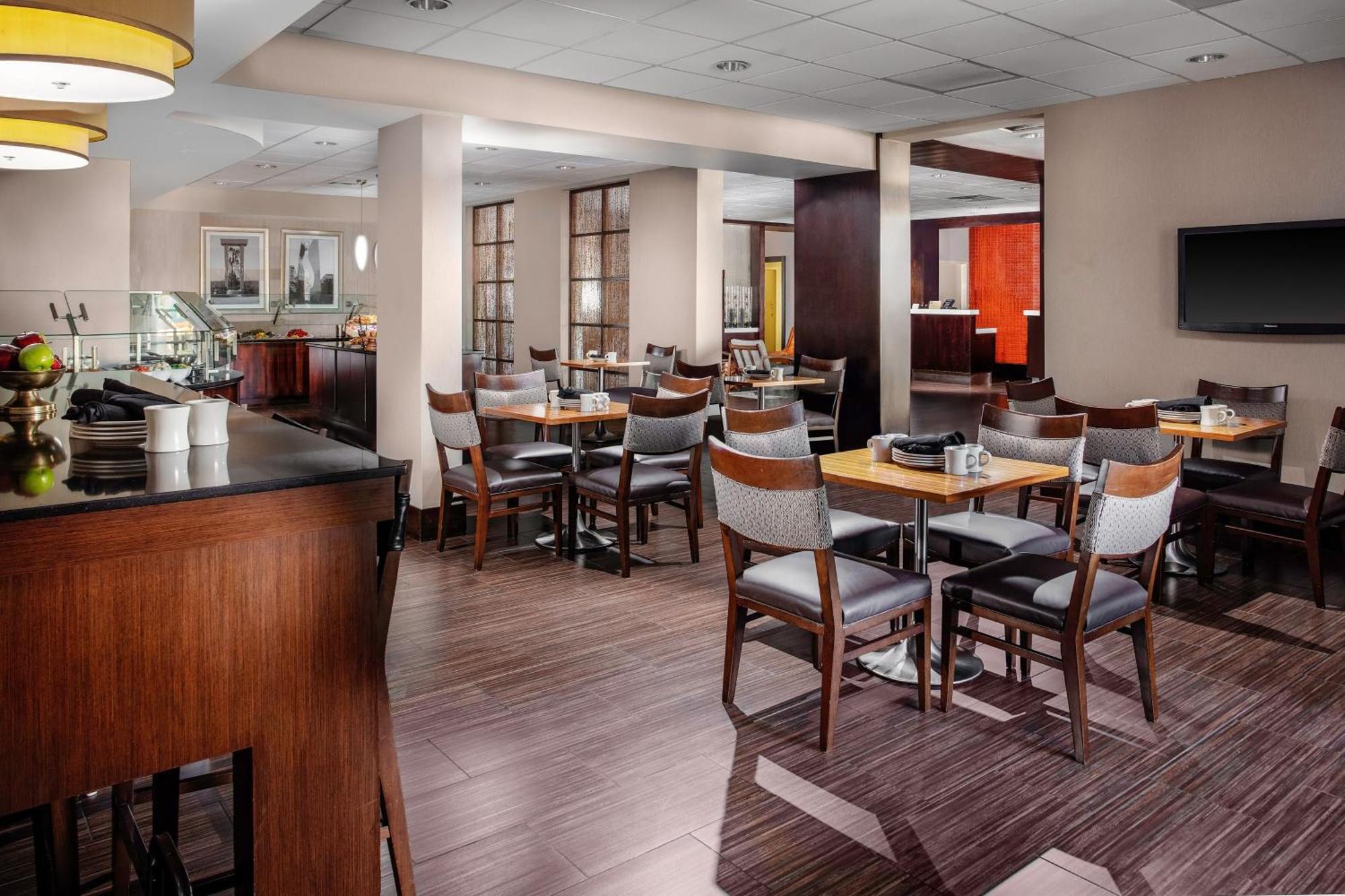 Four Points By Sheraton Memphis East Экстерьер фото